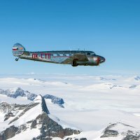 Lockheed L-10E Electra – Photo by Ivo Lukacovic on Unsplash
