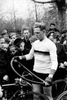 Gustav-Adolf Schur, Závod míru, etapa Halle-Erfurt (1955) – Profimedia.CZ
