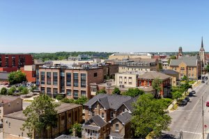 Brantford, Ontario – Gilberto Mesquita / Shutterstock
