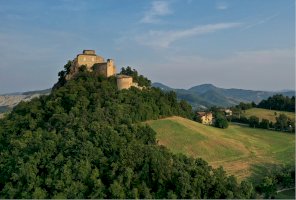 Canossa – D-VISIONS / Shutterstock