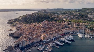 Saint Tropez – Photo by Valentin B. Kremer on Unsplash