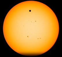 Přechod Venuše přes sluneční kotouč (2014) – SDO/NASA