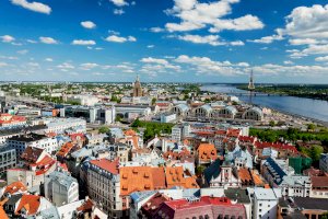 Riga – DmitryRukhlenko/Depositphotos