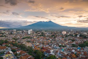 Bogor – Raiyani Muharramah / Shutterstock