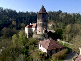 Pirkštejn – Kulis/Shutterstock