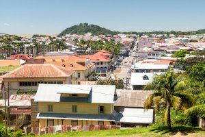 Cayenne – Matyas Rehak/Shutterstock