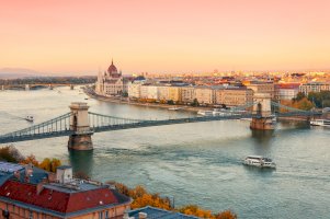 Řeka Dunaj, Budapešť – rbrechko/Shutterstock