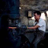 Práce u bucharu – Photo by Kenny Luo on Unsplash