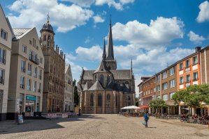 Wesel – Ekaterina Polischuk / Shutterstock