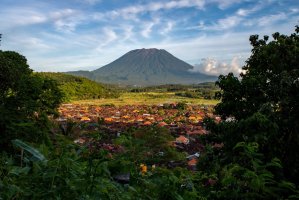 Agung – Ace Mason / Shutterstock