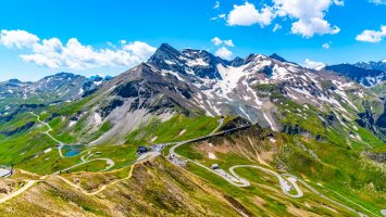 Grossglockner, nejvyšší vrchol Rakouska – Pyty / Shutterstock