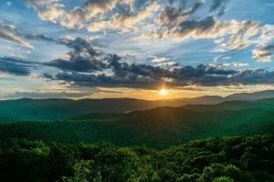 Appalačské pohoří – Elijah Mears / Unsplash