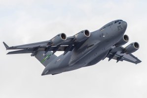 Boeing C-17 Globemaster III, Vilnius, Litva (březen 2014) – Renatas Repcinskas / Shutterstock