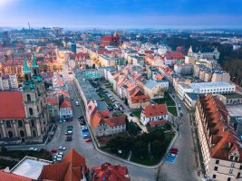 Brzeg – Henryk Sadura / Shutterstock
