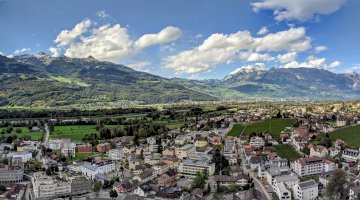 Vaduz – Photo by Mircea L. on Unsplash