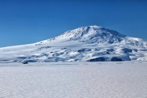 Erebus – bruno pagnanelli / Shutterstock