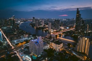 Bangkok – Photo by Jakob Owens on Unsplash