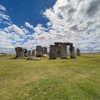 Stonehenge, Salisbury, UK – Photo by Tzenik on Unsplash
