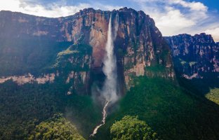 Salto Ángel – Photo Spirit / Shutterstock