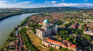 Ostřihom – ZGPhotography / Shutterstock
