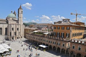 Ascoli Piceno – trotalo / Shutterstock