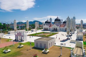Mešita ve městě Banda v provincii Aceh – Mohd Arafat / Shutterstock