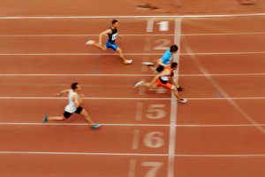 Finále běžeckého závodu – sportpoint / Shutterstock
