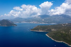 Boka Kotorská – Aleksei Rz / Shutterstock