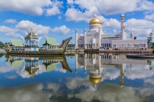 Bandar Seri Begawan – Matyas Rehak/Shutterstock