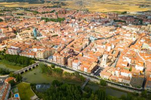 Palencia – BearFotos / Shutterstock