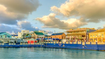 George Town – eric laudonien/Shutterstock