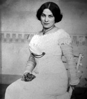 Marie Majerová (kolem přelomu století) – Volné dílo