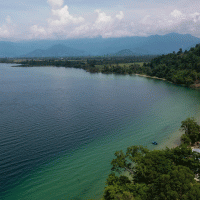 Poso – Achmad Satria / Shutterstock