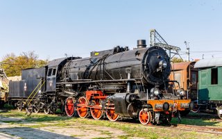 Historická parní lokomotiva Tr202 v Polsku – Zahnoi Alex / Shutterstock
