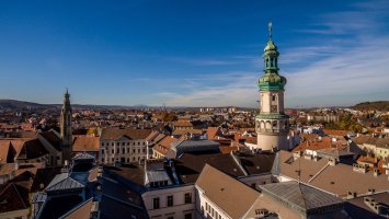 Sopron – tokar / Shutterstock