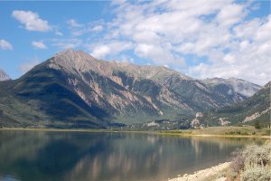 Hora Elbert – Nathan Pannebecker/Shutterstock