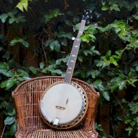 Bendžo – Photo by Chen Mizrach on Unsplash