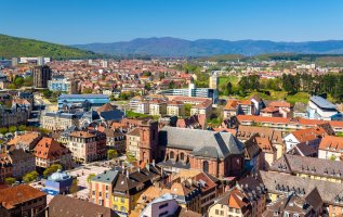 Belfort – Leonid Andronov / Shutterstock